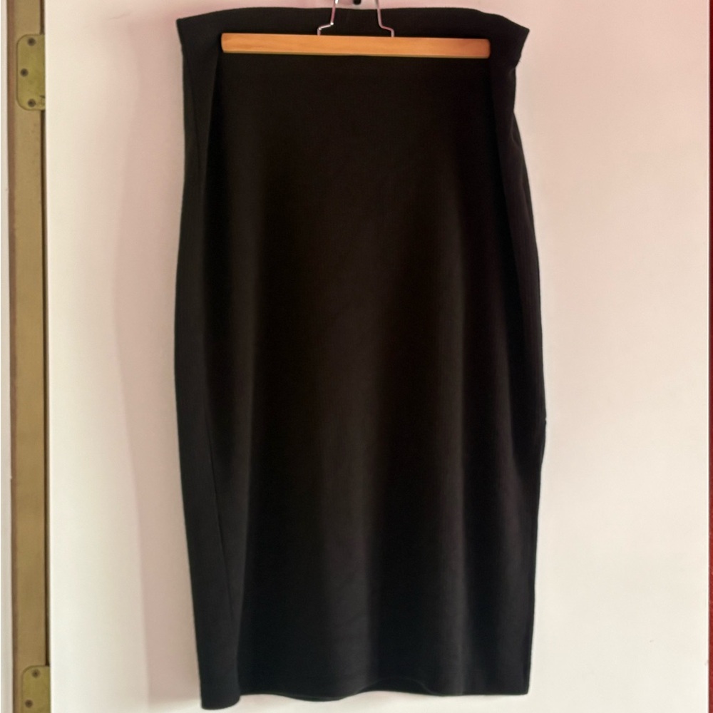 Banana Republic Classic Black Ribbed Midi Pencil Skirt